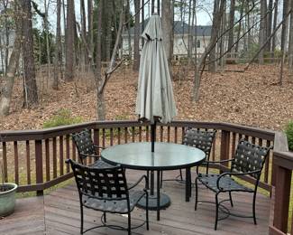 C39- $600 Brown Jordan Patio set. Table w/umbrella, 5 Chairs, 2 ottomans and side table.  Good sturdy condition needs a cleaning and a few chairs need to be re painted. 