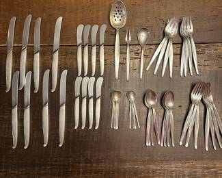 S1 - $1500. "Contour" by Towle Sterling Silver Flatware. 1950s Pattern. Service for 8 (-1 Dinner Fork). Weight Available Upon Request. 