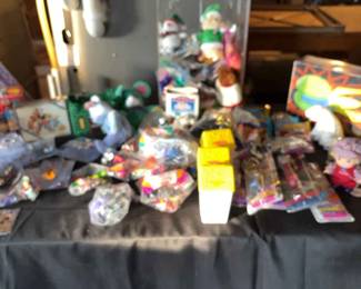 Music Maker Instrument, Lunchbox, Bernie Babies,Pez More