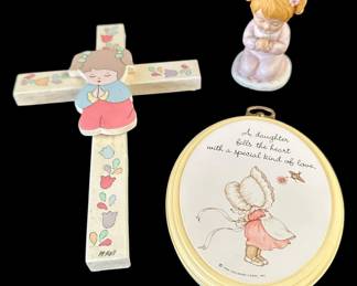 Vintage Little Girl Praying Decor