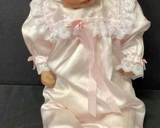 Lee Middleton Original, Baby Grace Model VBG