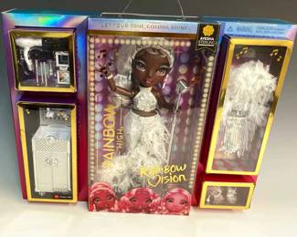 Rainbow High Rainbow Vision Ayesha Sterling Fashion Doll