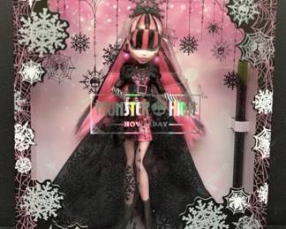 Monster High Draculaura Doll Special Howliday Edition 