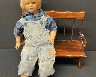 Annette Himstedt, The American Heartland Collection, Bench Used To Display Timi Toni 