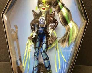 Monster High Haunt Couture, Midnight Runaway Frankie Stein Doll