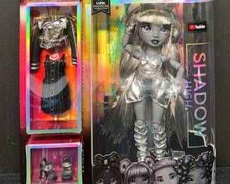 Rainbow High Shadow High Series 1 Luna Madison Doll