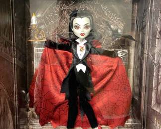 Monster High Skullector, Dracula Doll