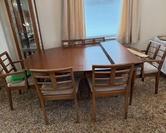 Mid-century table 6 chairs and LEIF3