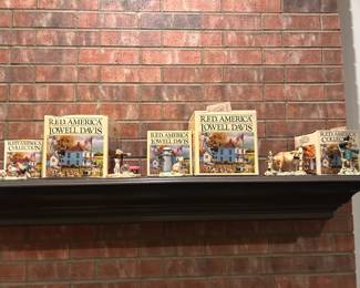 more Lowell Davis figurines