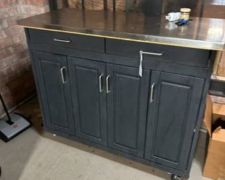 serving cart on wheels