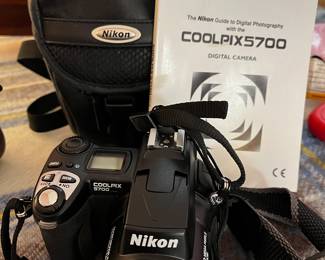 Nikon coolpix5700 camera