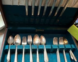 Tablewear