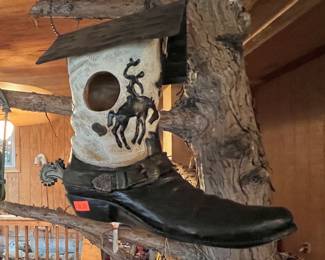 Birdhouse Boot