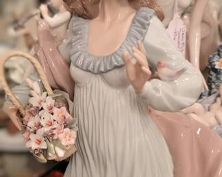 Lladro 'Nature's Beauty' with  box