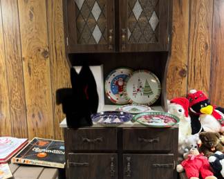 Cabinet is also for sale