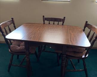Extendable table with 4 chairs (only 3 shown)
Monday Price $25