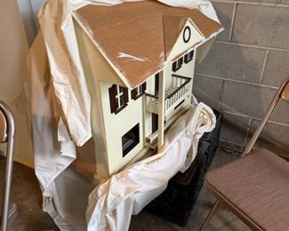 Dollhouse
Needs work. FREE