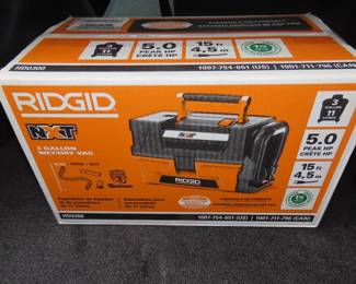New in box Ridgid 3 gallon wet dry vac.