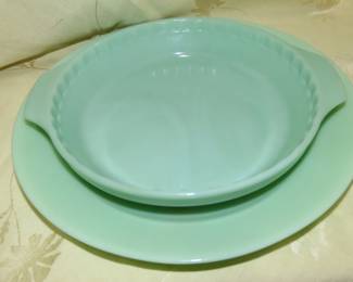 Jaddite Fire King pie plate and pie dish.