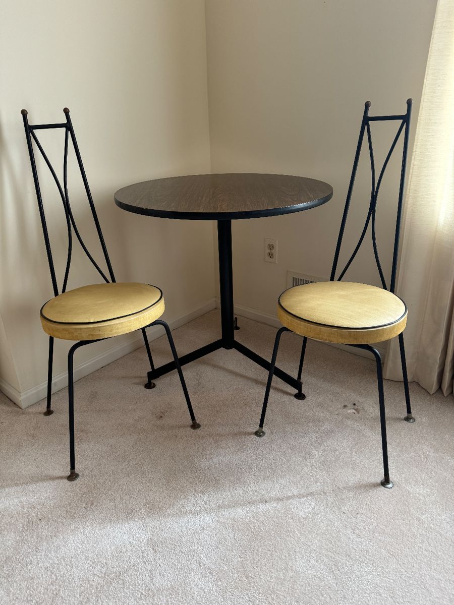 Steinway Dinettes, Inc / Queens NY - 3 pc. Mid-Century Modern Dinette Set Designed by Umanoff McCobb (Table - 30"D x 29"H, Chairs - 14"W x 19" Seat Height x 40" Back Height / 2 available) (Great Condition!)