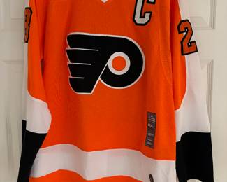 Adidas Philadelphia Flyers / Claude Giroux #28 Captain Autographed Jersey Size 54 NEW / NEVER WORN (Front)