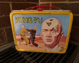 Vintage 1974 Metal/Tin Kung Fu Lunch Box with David Carradine includes Thermos (Front)