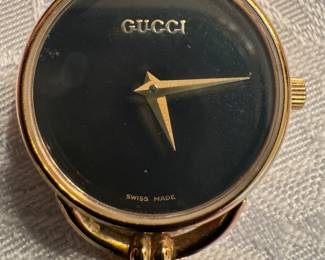 Women's Gucci 6000.2.L Wristwatch (Front)