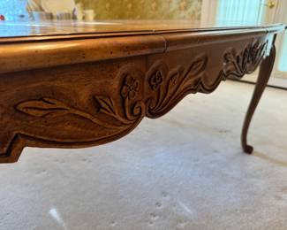 Bernhardt Hibriten Dining Table (64"L x 43"W x 29"H with 2 Leaves 18"L each)