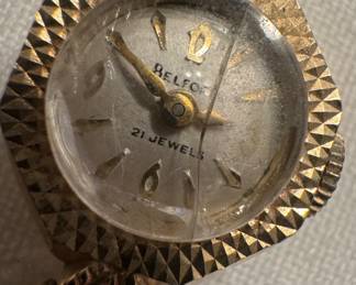 14K Gold Belfort 21 Jewels Woman's Wristwatch