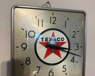 Texaco Vintage CLock