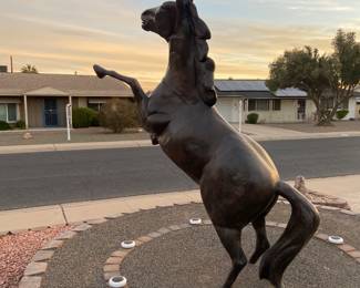 Bronze Finish
Rearing horse
114” H