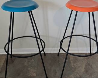 2 Bar Stools