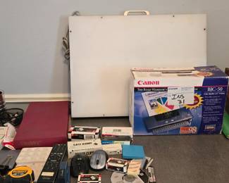 Office Supplies- Lighted Projector 
