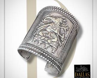 !•!ATTENTION!•! This home is equipped with a monitored alarm system and surveillance equipment. Any and all (if present) higher end items, jewelry and precious metals have been removed and will be brought in on the morning of sale.. thank you!