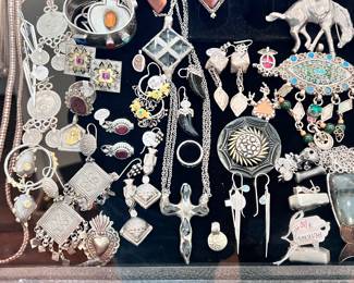 !•!ATTENTION!•! This home is equipped with a monitored alarm system and surveillance equipment. Any and all (if present) higher end items, jewelry and precious metals have been removed and will be brought in on the morning of sale.. thank you!