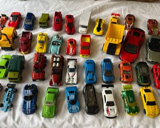 Hit Whgels vintage cars!