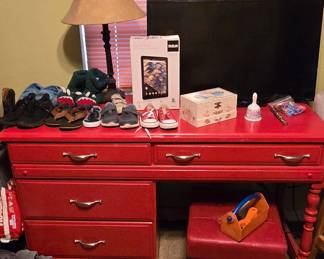 Red Desk - TV - Little Boy Shoes