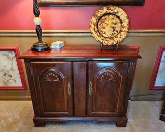 Matching cabinet for dining room set