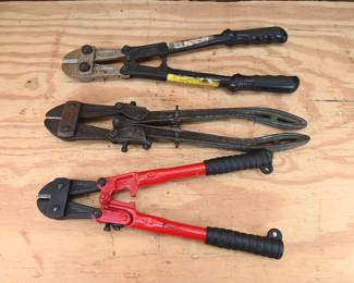 Bolt cutters 