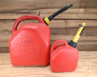 Gas cans 