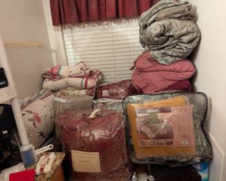 Bedding, Comforter sets