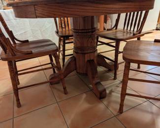 Oak Pedestal Table