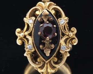 Victorian Style Gold Garnet, and Diamond Ring 