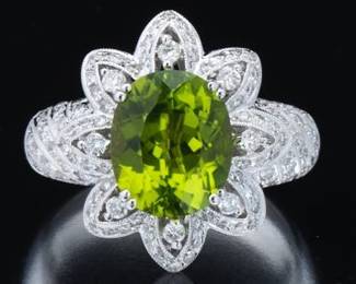 Ladies Gold, Peridot and Diamond Floral Design Ring 