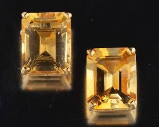 Ladies Pair of Gold and Citrine Earrings 