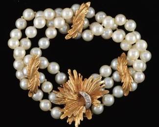 Retro Gold and Pearl Bracelet 