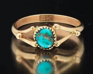 Ladies Turquoise and Gold Ring 