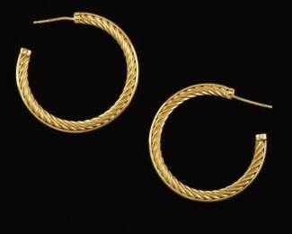 David Yurman Pair of 18K Gold Cable Hoops 