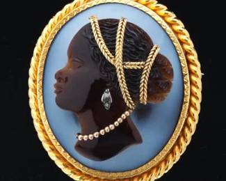 Victorian Style Carved Agate and Gold Brooch 
