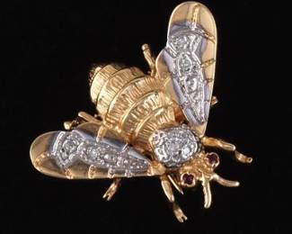 Ladies TwoTone Gold, Diamond and Ruby Bee Pin Brooch 